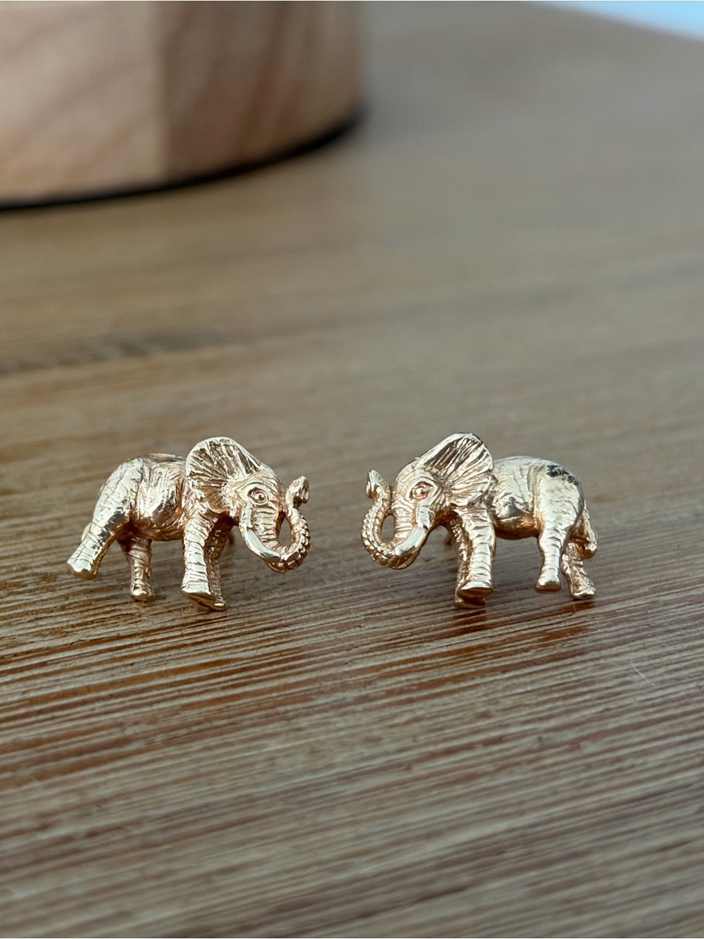 Vintage 14k Gold Elephant Stud Earrings